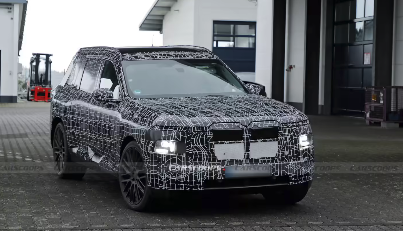 宝马新一代X7谍照曝光 搭全景视觉系统2027年上市